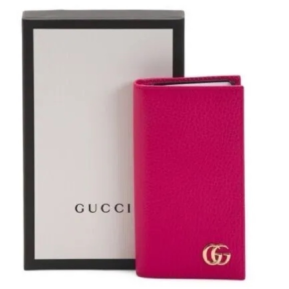 (CFL) Authentic Gucci Pink Leather iPhone 7/8 Phone Case New in Box with tag
